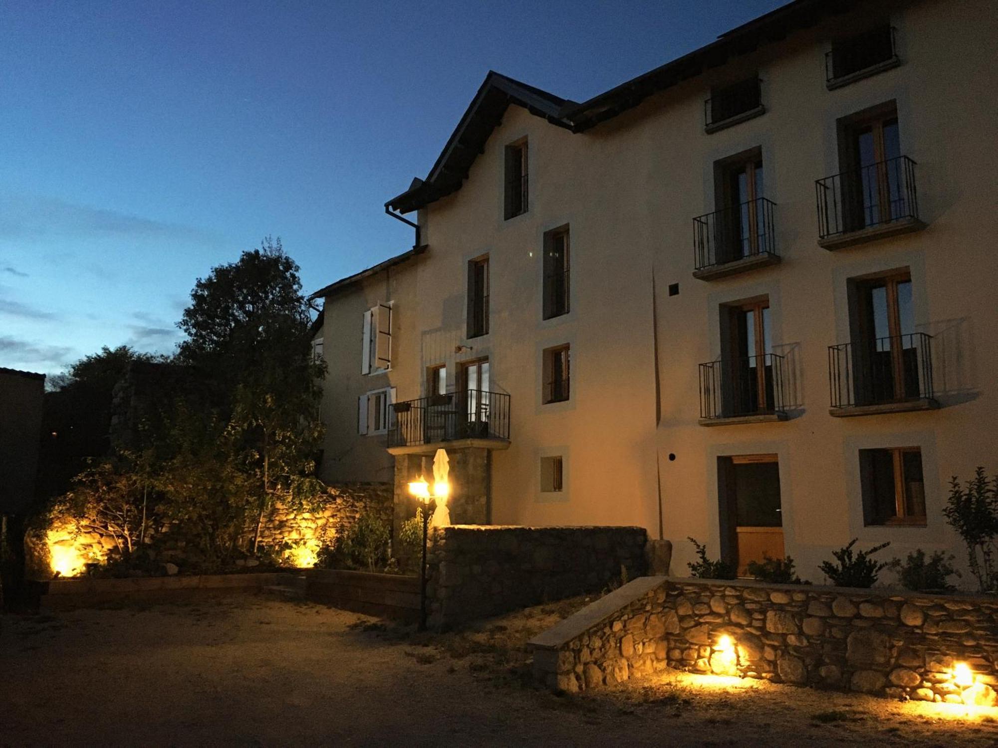 Domaine Agricole Cotze / Casa Rural Enveitg Bagian luar foto